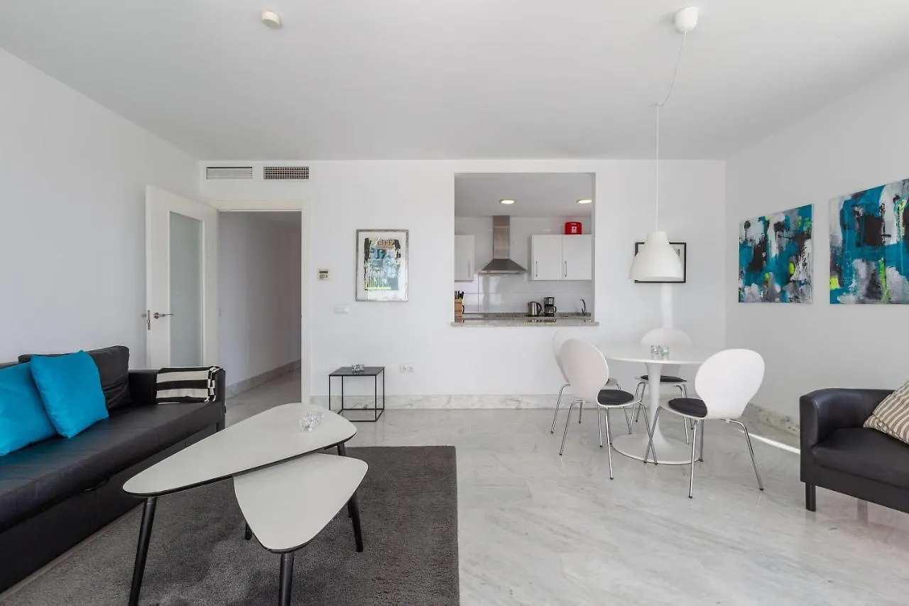 Nice Apartment With A Sunny Terrace Benalmadena 0*,