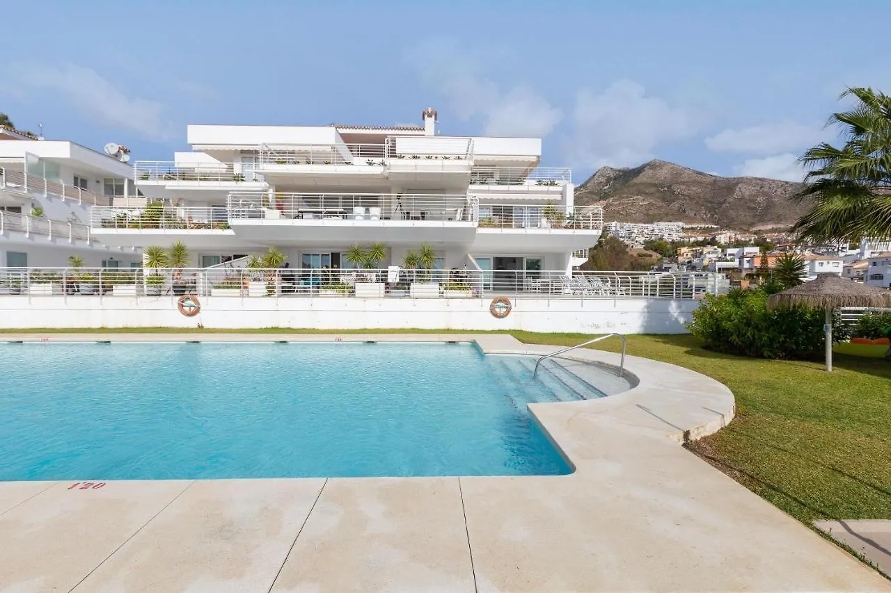 Nice Apartment With A Sunny Terrace location